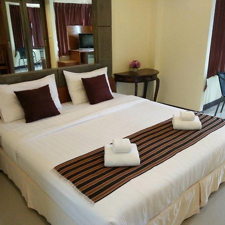 Pornthep Hotel 2 Ban Klong Haeng Екстер'єр фото