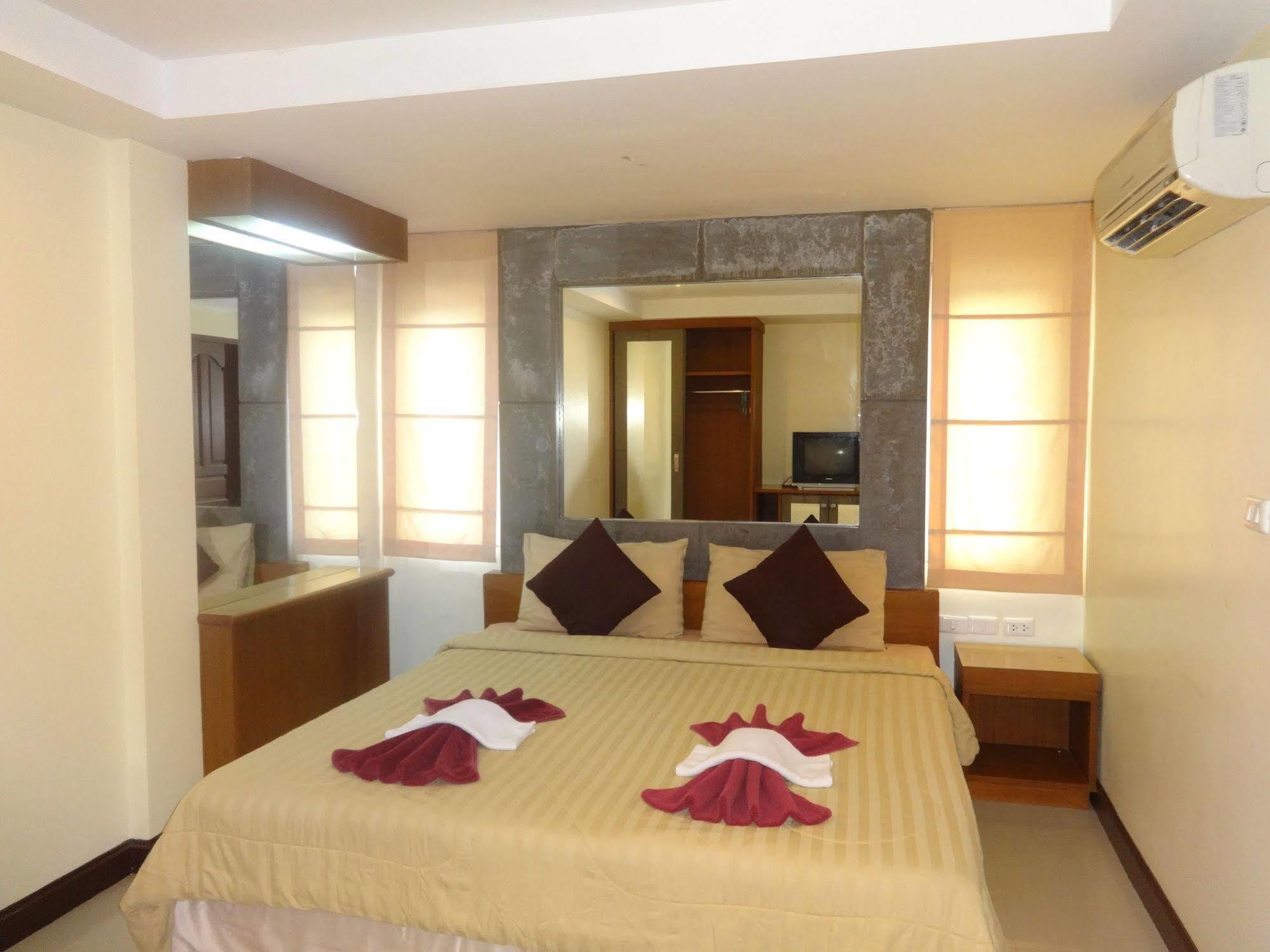 Pornthep Hotel 2 Ban Klong Haeng Екстер'єр фото